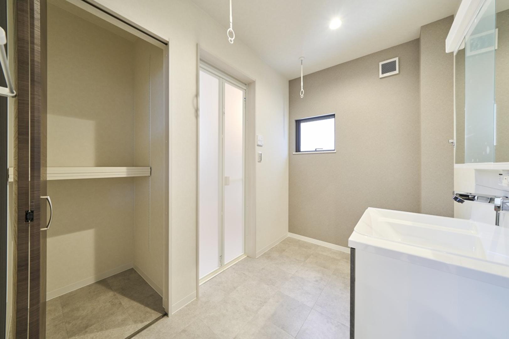 洗面脱衣室物入